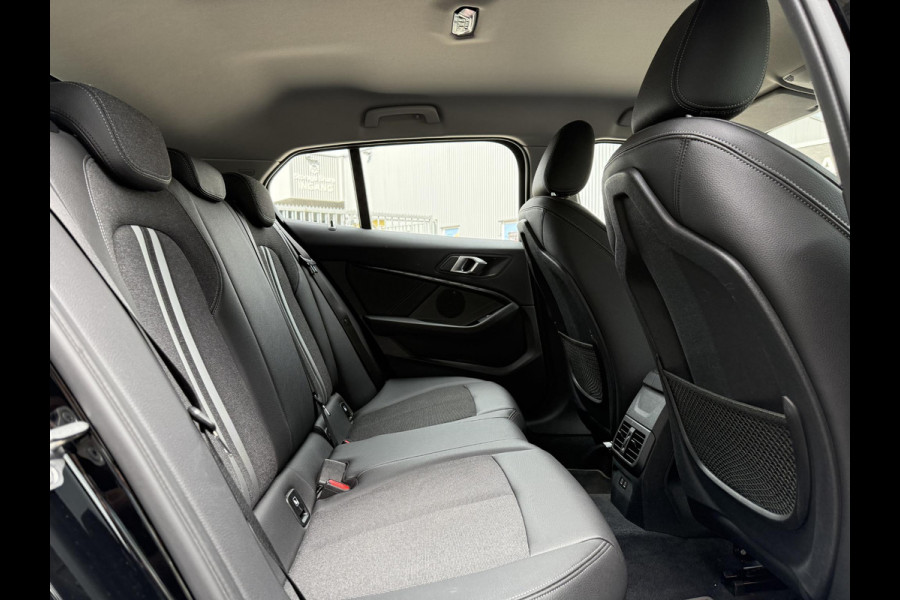 BMW 1-serie 116d Aut. Executive Ed. | Navi | Live- Cockpit | Carplay |