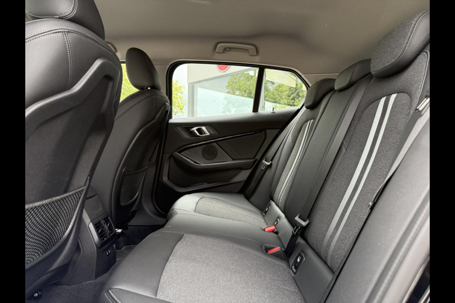 BMW 1-serie 116d Aut. Executive Ed. | Navi | Live- Cockpit | Carplay |