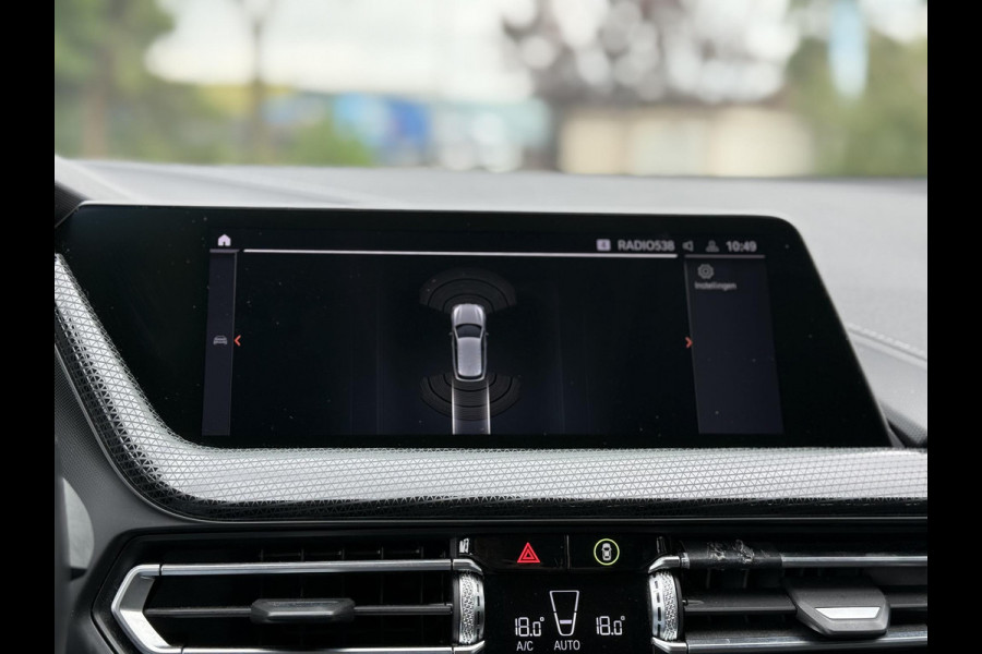 BMW 1-serie 116d Aut. Executive Ed. | Navi | Live- Cockpit | Carplay |