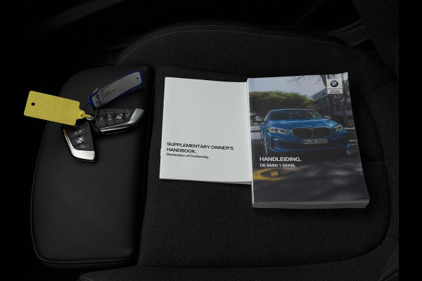 BMW 1-serie 116d Aut. Executive Ed. | Navi | Live- Cockpit | Carplay |