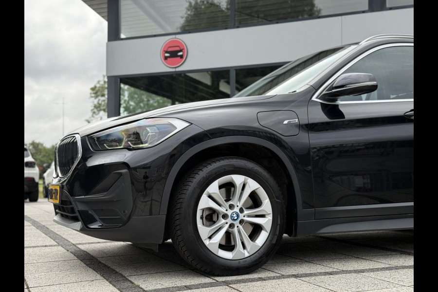 BMW X1 xDrive25e Business Edition Plus | Navi | Camera | HUD | Leder |