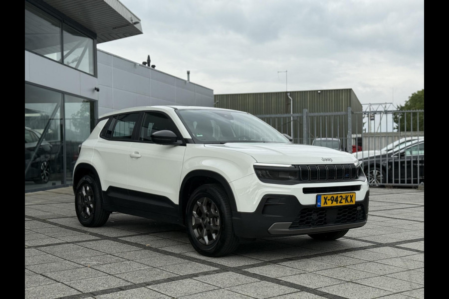 Jeep Avenger Longitude 54 kWh | Navi | Carplay | Stoelverwarming |