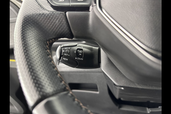 Peugeot 3008 1.2 PureTech GT Line *LEATHER-MICROFIBRE | FULL-LED | NAVI-FULLMAP | KEYLESS | CAMERA | SPORT-SEATS | 19''ALU | TOWBAR*
