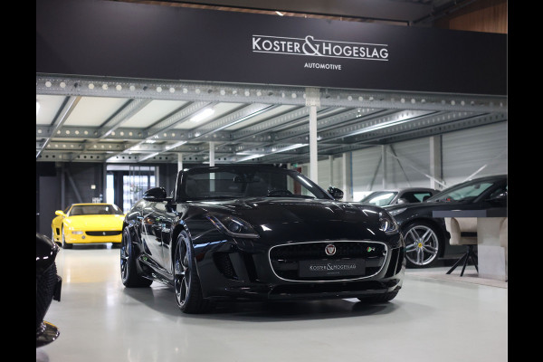 Jaguar F-Type 5.0 V8 R Convertible AWD | Historie - Camera