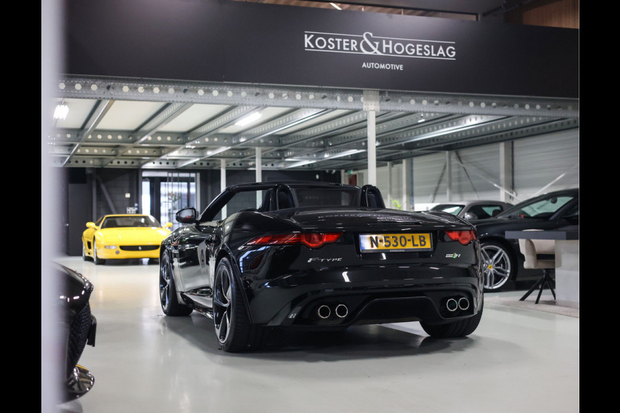 Jaguar F-Type 5.0 V8 R Convertible AWD | Historie - Camera