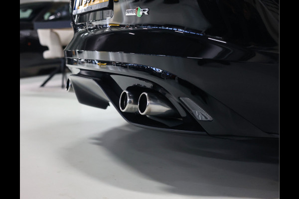 Jaguar F-Type 5.0 V8 R Convertible AWD | Historie - Camera