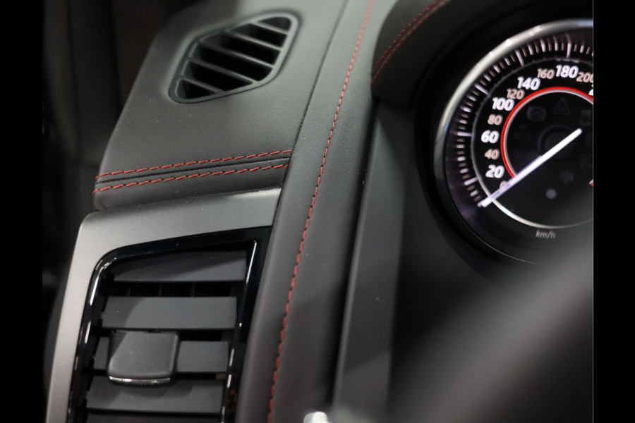 Jaguar F-Type 5.0 V8 R Convertible AWD | Historie - Camera