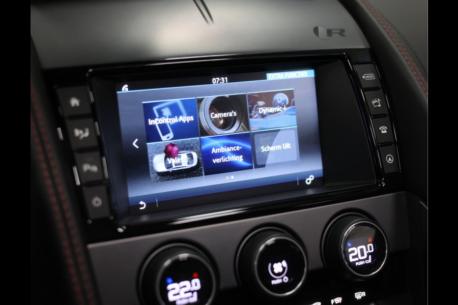 Jaguar F-Type 5.0 V8 R Convertible AWD | Historie - Camera