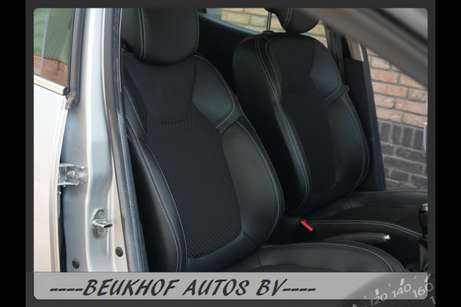 Renault Clio 0.9 TCe Intens Camera Carplay Half Leer Navi