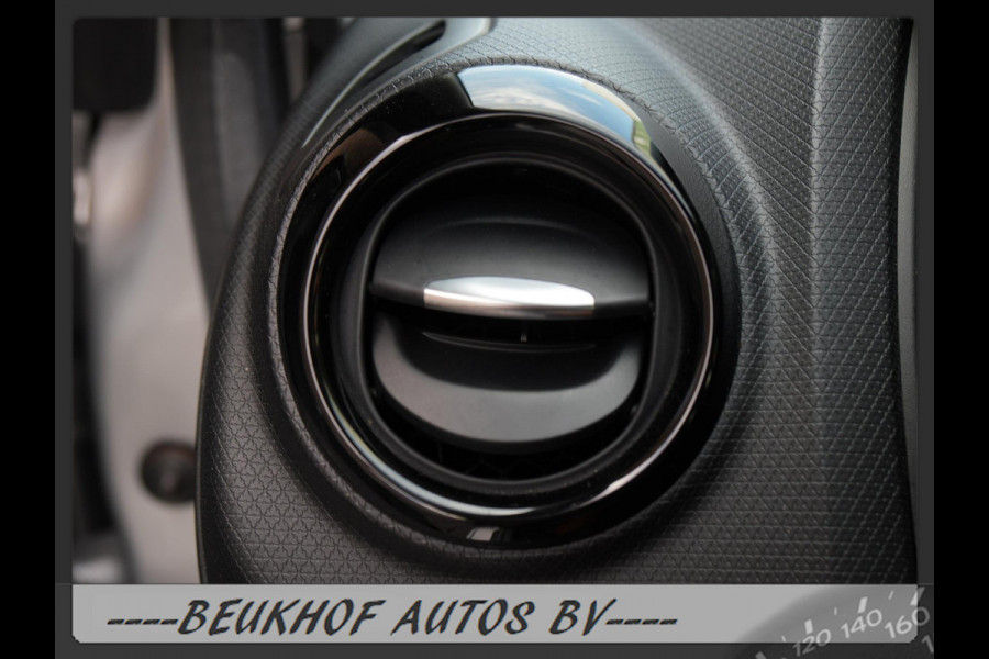 Renault Clio 0.9 TCe Intens Camera Carplay Half Leer Navi