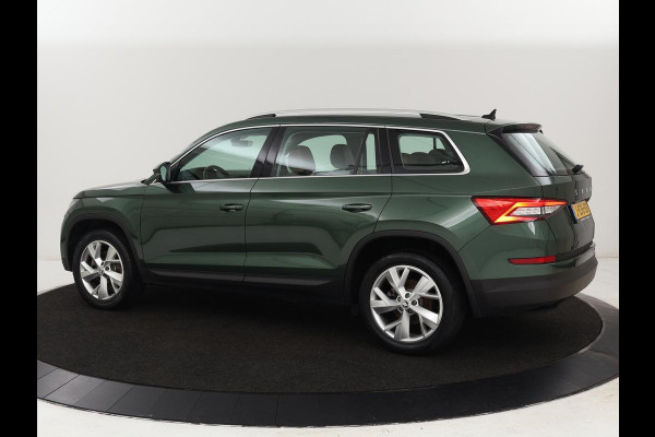Škoda Kodiaq 1.5 TSI Business Edition 7-persoons | Leder | Trekhaak | Stoelverwarming | Carplay | Camera | Full LED | Navigatie | Canton Sound | Climate control