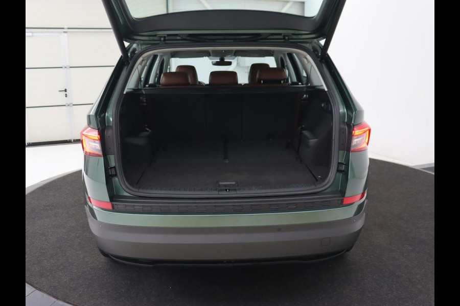 Škoda Kodiaq 1.5 TSI Business Edition 7-persoons | Leder | Trekhaak | Stoelverwarming | Carplay | Camera | Full LED | Navigatie | Canton Sound | Climate control