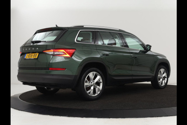Škoda Kodiaq 1.5 TSI Business Edition 7-persoons | Leder | Trekhaak | Stoelverwarming | Carplay | Camera | Full LED | Navigatie | Canton Sound | Climate control