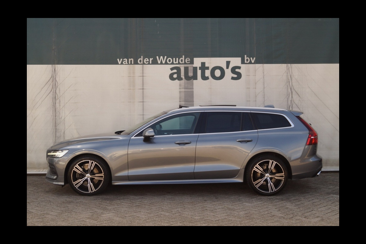 Volvo V60 2.0 T5 250pk Automaat Momentum -PANO-LEER-CAM- Volvo V60 2.0 T5 250pk Automaat Momentum -PANO-LEER-CAM-