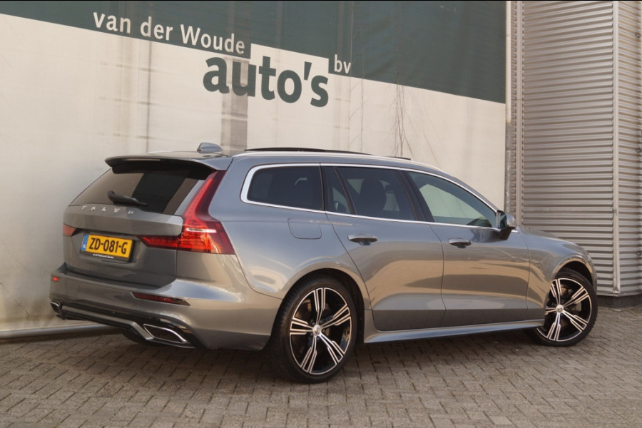 Volvo V60 2.0 T5 250pk Automaat Momentum -PANO-LEER-CAM-