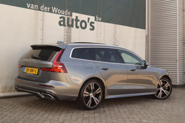 Volvo V60 2.0 T5 250pk Automaat Momentum -PANO-LEER-CAM-
