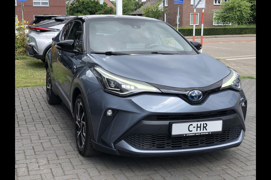 Toyota C-HR 2.0 Hybrid 184pk Bi-Tone | Dodehoekherkenning, Stoel + Stuurverwarming, Parkeersensoren, Apple CarPlay/Android Auto, 18 inch, Ke