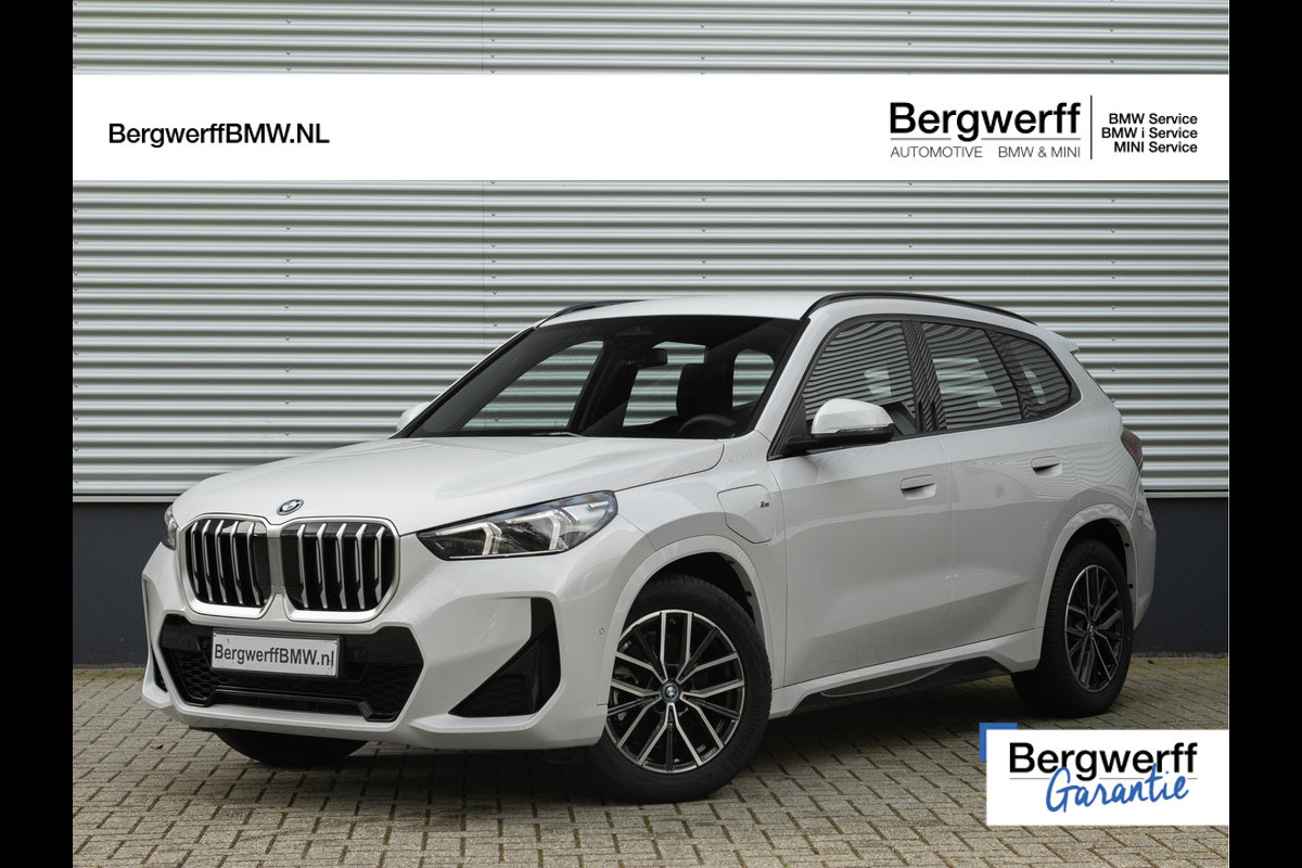 BMW X1 xDrive25e M-Sport - Active Cruise Control - Camera - Stoelverwarming BMW X1 xDrive25e M-Sport - Active Cruise Control - Camera - Stoelverwarming