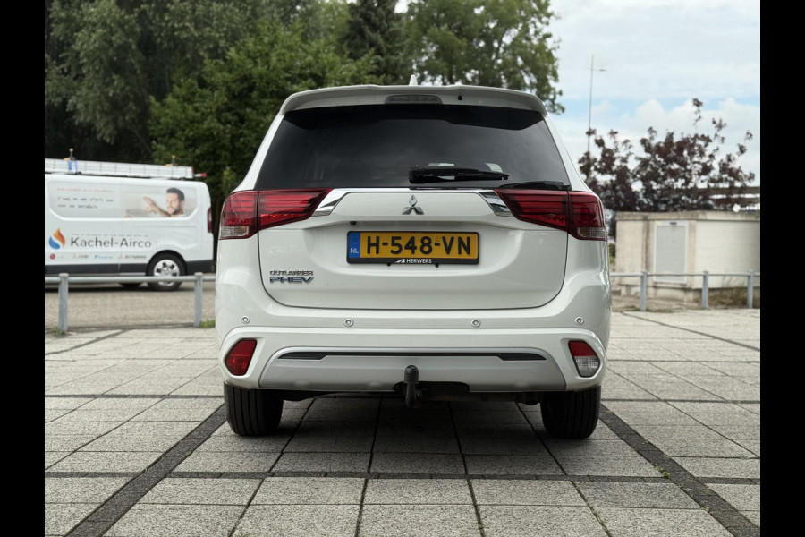 Mitsubishi Outlander 2.4 PHEV Pure | Camera | Carplay | Stoelverwarming |