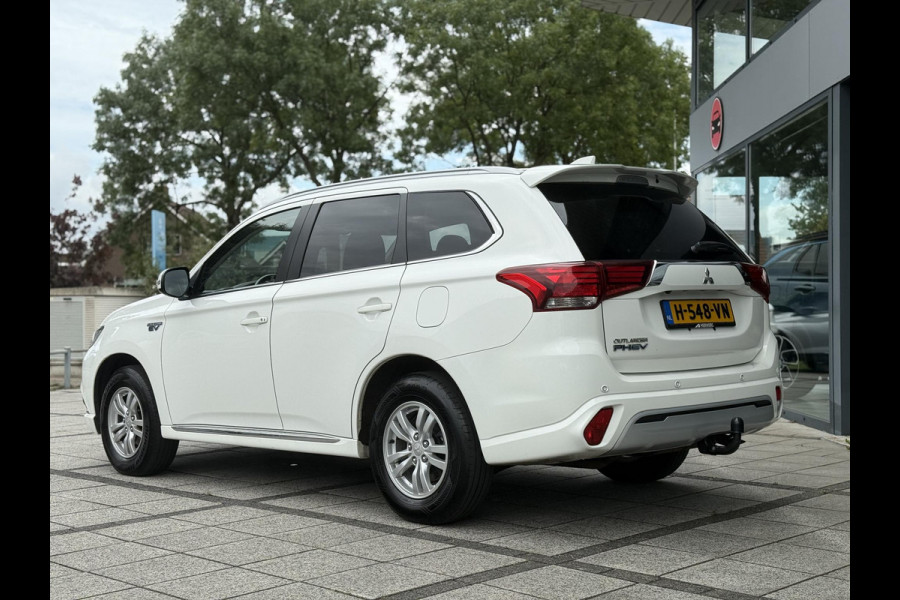 Mitsubishi Outlander 2.4 PHEV Pure | Camera | Carplay | Stoelverwarming |