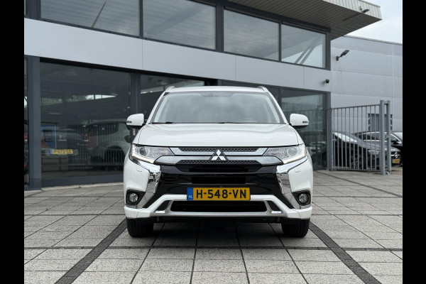 Mitsubishi Outlander 2.4 PHEV Pure | Camera | Carplay | Stoelverwarming |
