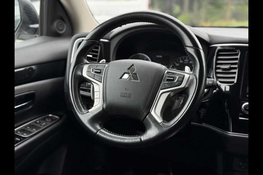 Mitsubishi Outlander 2.4 PHEV Pure | Camera | Carplay | Stoelverwarming |