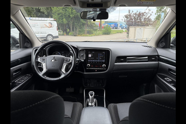 Mitsubishi Outlander 2.4 PHEV Pure | Camera | Carplay | Stoelverwarming |