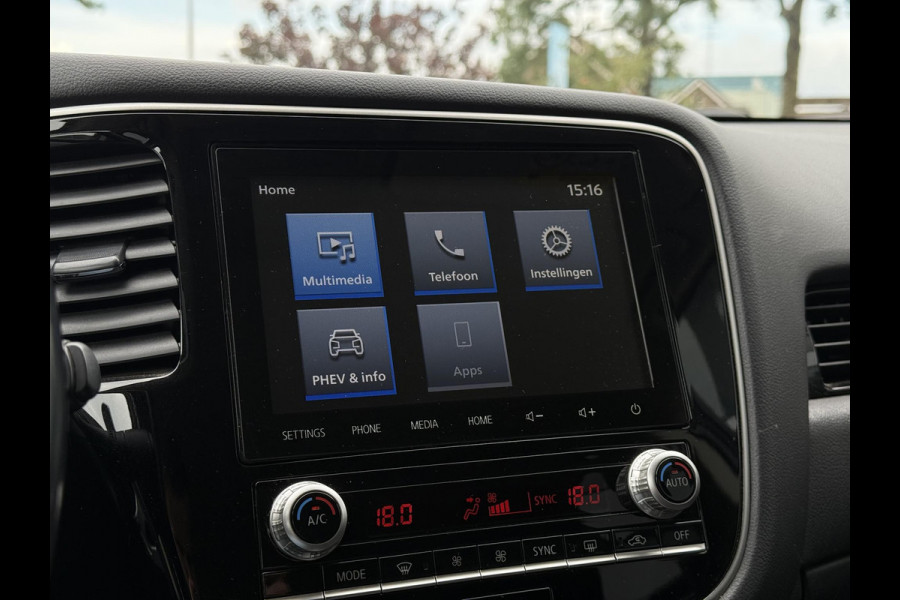 Mitsubishi Outlander 2.4 PHEV Pure | Camera | Carplay | Stoelverwarming |