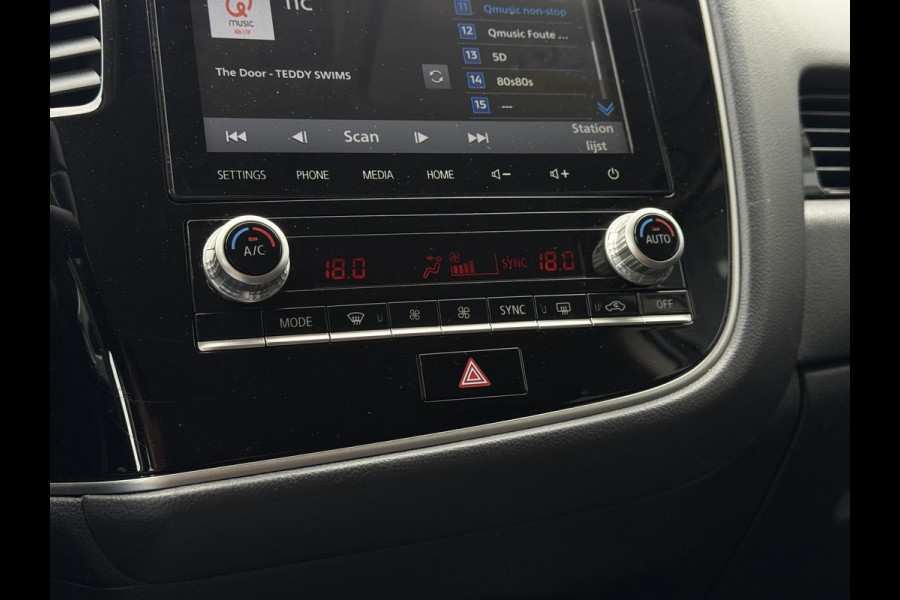 Mitsubishi Outlander 2.4 PHEV Pure | Camera | Carplay | Stoelverwarming |