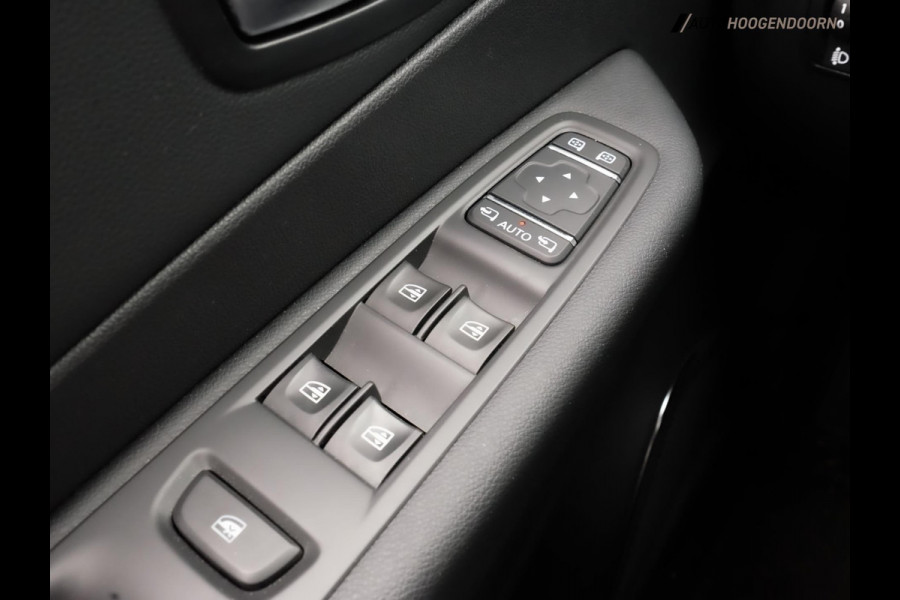 Renault Captur 0.9 TCe Bose Facelift (APPLE CARPLAY,LED VERLICHTING,NAVIGATIE,KEYLESS,CRUISE,LEDER,CAMERA,LM-VELGEN,TOPCONDITIE)