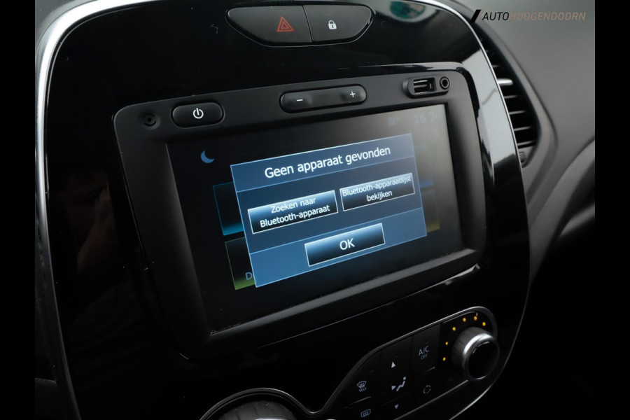 Renault Captur 0.9 TCe Bose Facelift (APPLE CARPLAY,LED VERLICHTING,NAVIGATIE,KEYLESS,CRUISE,LEDER,CAMERA,LM-VELGEN,TOPCONDITIE)