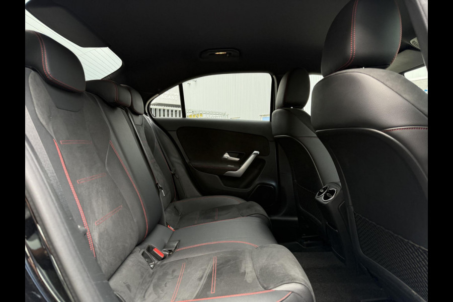 Mercedes-Benz A-Klasse 200 Aut. Business Sol. AMG | Navi | Camera | Sportstoelen |