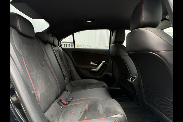Mercedes-Benz A-Klasse 200 Aut. Business Sol. AMG | Navi | Camera | Sportstoelen |