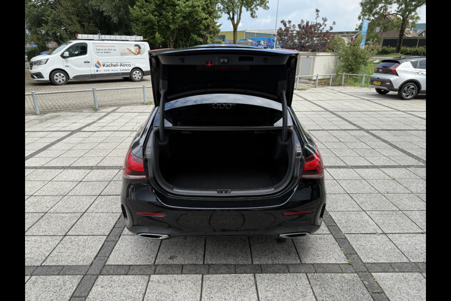 Mercedes-Benz A-Klasse 200 Aut. Business Sol. AMG | Navi | Camera | Sportstoelen |