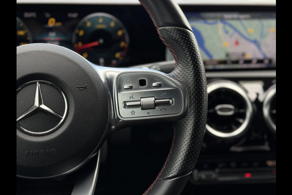 Mercedes-Benz A-Klasse 200 Aut. Business Sol. AMG | Navi | Camera | Sportstoelen |