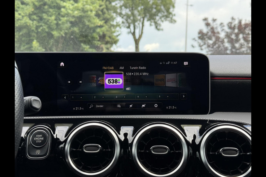 Mercedes-Benz A-Klasse 200 Aut. Business Sol. AMG | Navi | Camera | Sportstoelen |