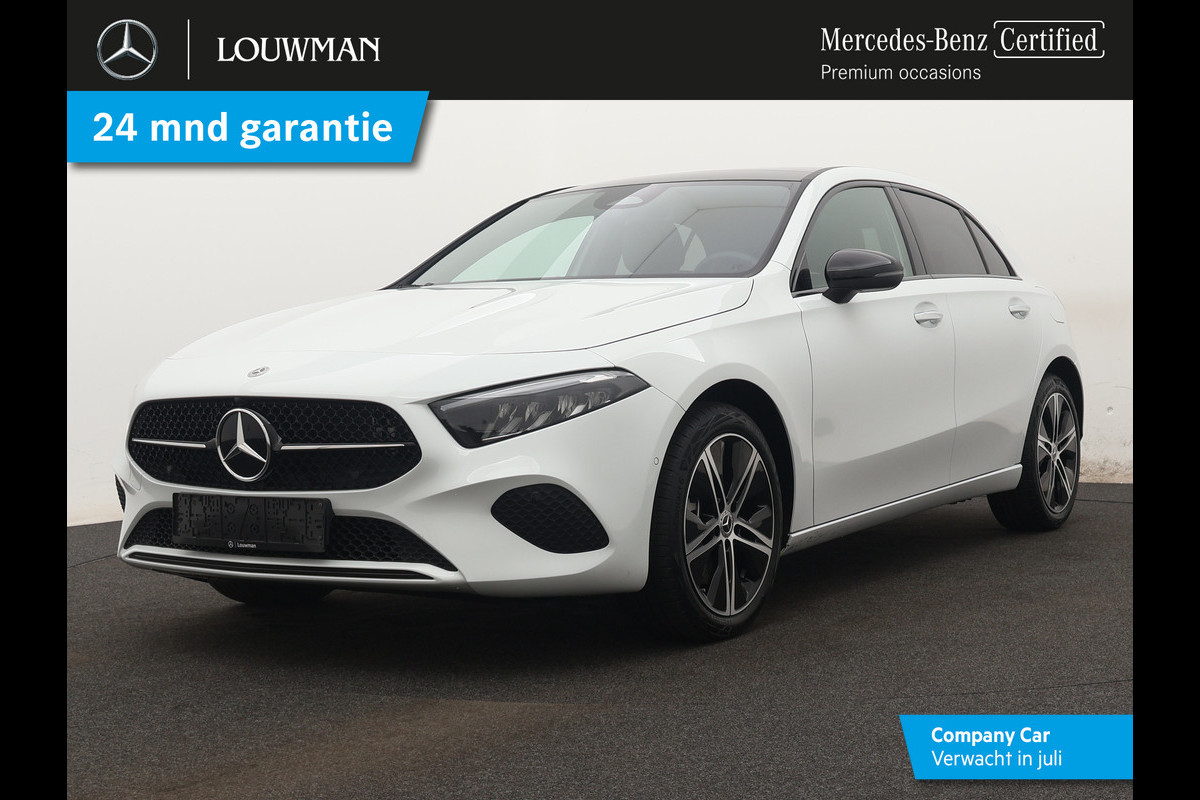 Mercedes-Benz A-Klasse 250 e Star Edition | Nightpakket | Dodehoekassistent | Parkeerpakket met achteruitrijcamera | Extra USB-poorten | KEYLESS GO | Sfeerverlichting | Verwarmde stoelen vooraan |
