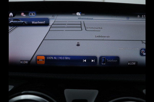 Mercedes-Benz A-Klasse 250 e Star Edition | Nightpakket | Dodehoekassistent | Parkeerpakket met achteruitrijcamera | Extra USB-poorten | KEYLESS GO | Sfeerverlichting | Verwarmde stoelen vooraan |