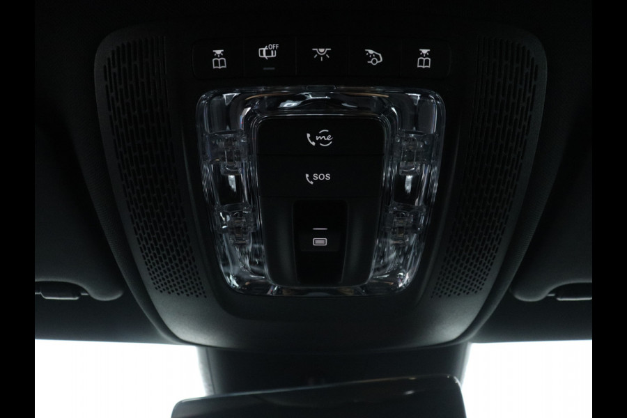 Mercedes-Benz A-Klasse 250 e Star Edition | Nightpakket | Dodehoekassistent | Parkeerpakket met achteruitrijcamera | Extra USB-poorten | KEYLESS GO | Sfeerverlichting | Verwarmde stoelen vooraan |