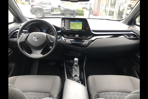 Toyota C-HR 2.0 Hybrid 184pk Bi-Tone | Dodehoekherkenning, Stoel + Stuurverwarming, Parkeersensoren, Apple CarPlay/Android Auto, 18 inch, Ke