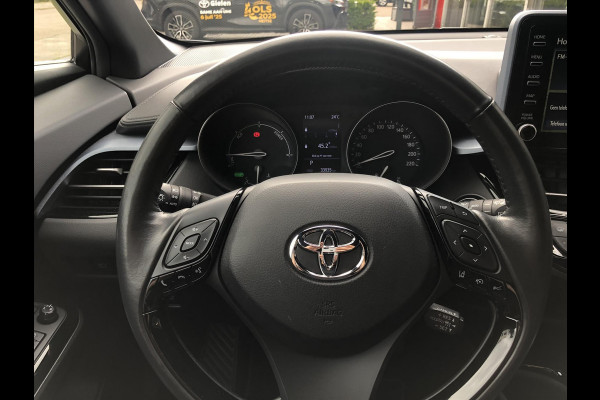 Toyota C-HR 2.0 Hybrid 184pk Bi-Tone | Dodehoekherkenning, Stoel + Stuurverwarming, Parkeersensoren, Apple CarPlay/Android Auto, 18 inch, Ke