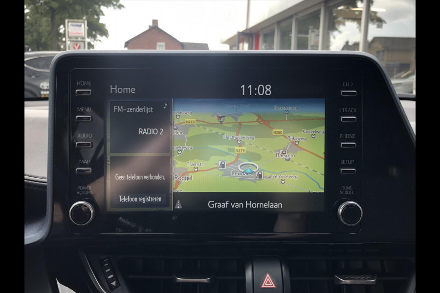 Toyota C-HR 2.0 Hybrid 184pk Bi-Tone | Dodehoekherkenning, Stoel + Stuurverwarming, Parkeersensoren, Apple CarPlay/Android Auto, 18 inch, Ke