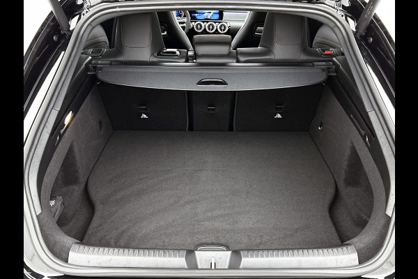 Mercedes-Benz CLA-Klasse Shooting Brake 250 e Star Edition AMG Line | Nightpakket | KEYLESS-GO | Parkeerpakket met achteruitrijcamera | 	EASY PACK achterklep | Dodehoekassistent | MULTIBEAM LED | Zitcomfortpakket | Sfeerverlichting | Verwarmde stoelen vooraan |