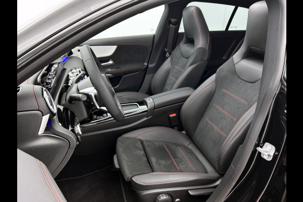 Mercedes-Benz CLA-Klasse Shooting Brake 250 e Star Edition AMG Line | Nightpakket | KEYLESS-GO | Parkeerpakket met achteruitrijcamera | 	EASY PACK achterklep | Dodehoekassistent | MULTIBEAM LED | Zitcomfortpakket | Sfeerverlichting | Verwarmde stoelen vooraan |