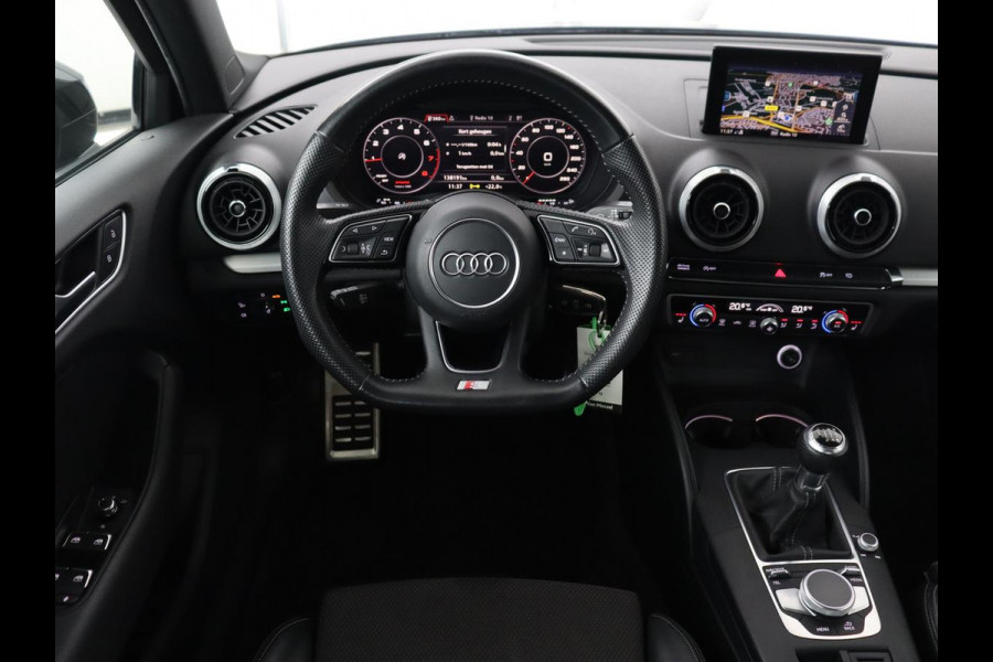 Audi A3 35 TFSI Advance Sport | Stoelverwarming | Carplay | Virtual Cockpit | Sportstoelen | Full LED | Navigatie | Half leder | Climate control | DAB | S Line