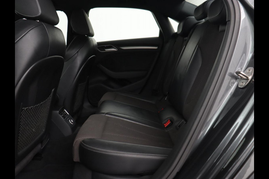 Audi A3 35 TFSI Advance Sport | Stoelverwarming | Carplay | Virtual Cockpit | Sportstoelen | Full LED | Navigatie | Half leder | Climate control | DAB | S Line