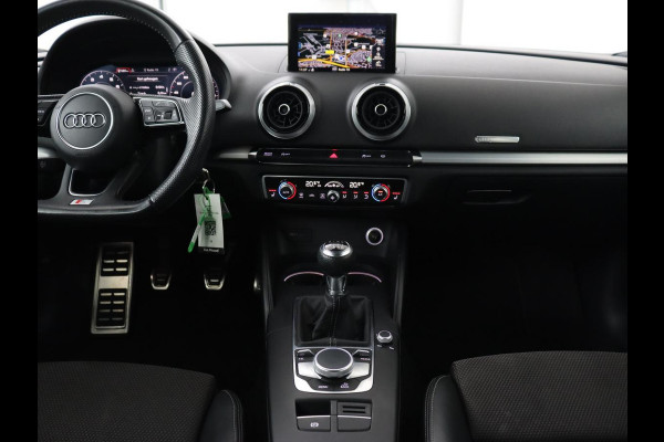 Audi A3 35 TFSI Advance Sport | Stoelverwarming | Carplay | Virtual Cockpit | Sportstoelen | Full LED | Navigatie | Half leder | Climate control | DAB | S Line