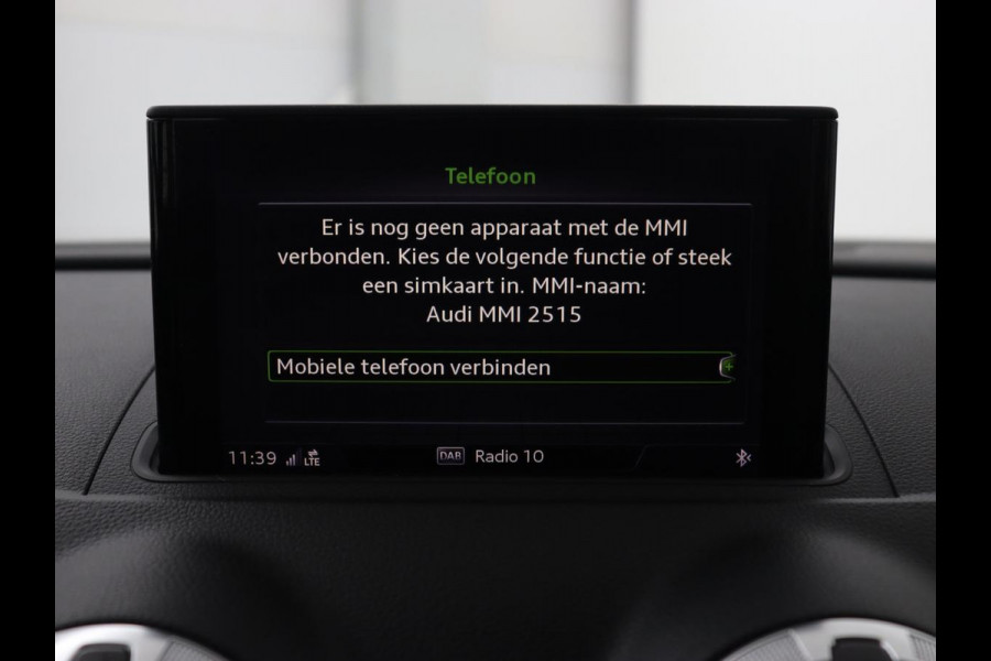 Audi A3 35 TFSI Advance Sport | Stoelverwarming | Carplay | Virtual Cockpit | Sportstoelen | Full LED | Navigatie | Half leder | Climate control | DAB | S Line