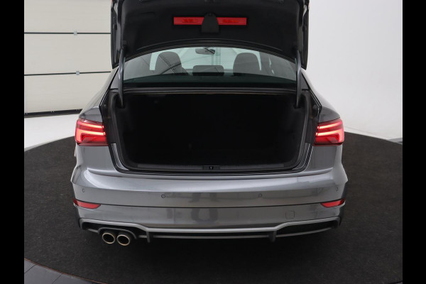 Audi A3 35 TFSI Advance Sport | Stoelverwarming | Carplay | Virtual Cockpit | Sportstoelen | Full LED | Navigatie | Half leder | Climate control | DAB | S Line
