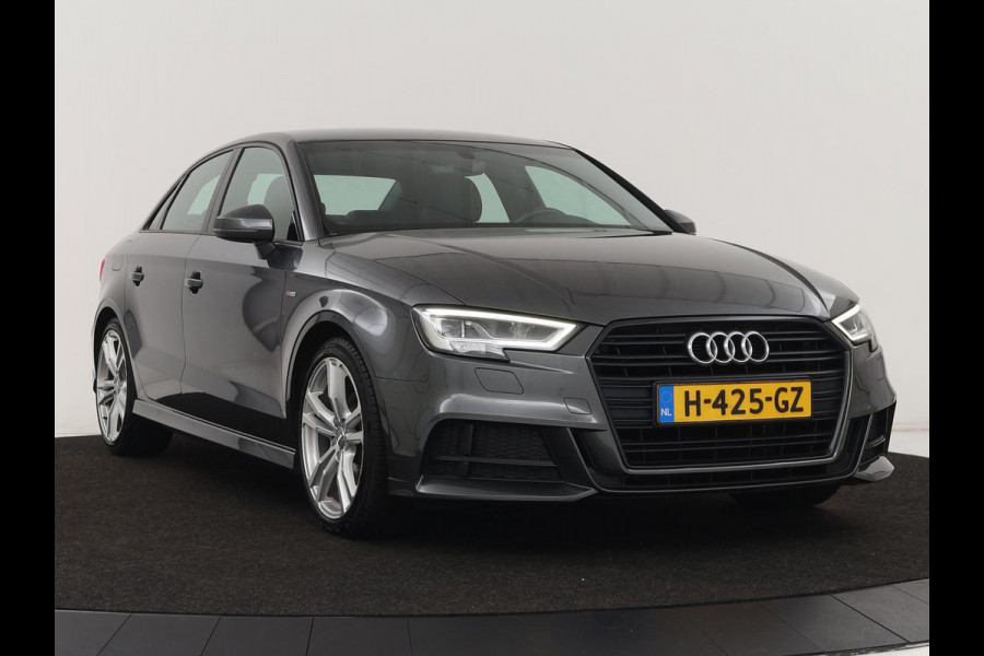 Audi A3 35 TFSI Advance Sport | Stoelverwarming | Carplay | Virtual Cockpit | Sportstoelen | Full LED | Navigatie | Half leder | Climate control | DAB | S Line